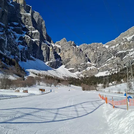 Lady Hamilton Daire Leukerbad