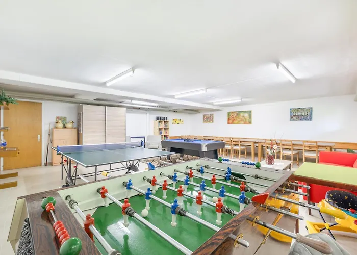 Lady Hamilton Лойкербад