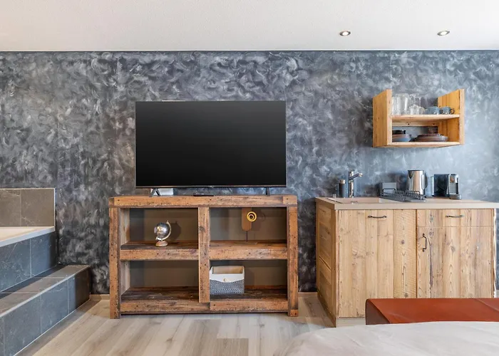 Lady Hamilton * 洛伊克巴德