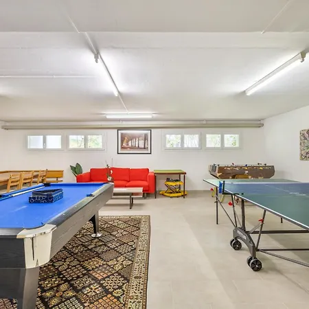 Lady Hamilton Apartment *